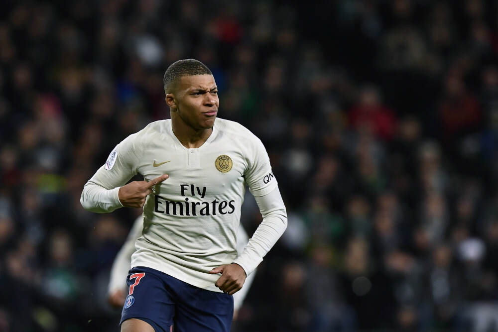 对话保时捷全球执行董事会成员夏恪涵：中国在电池、智能化上遥遥领先，在这些领域会更多放权给中国团队